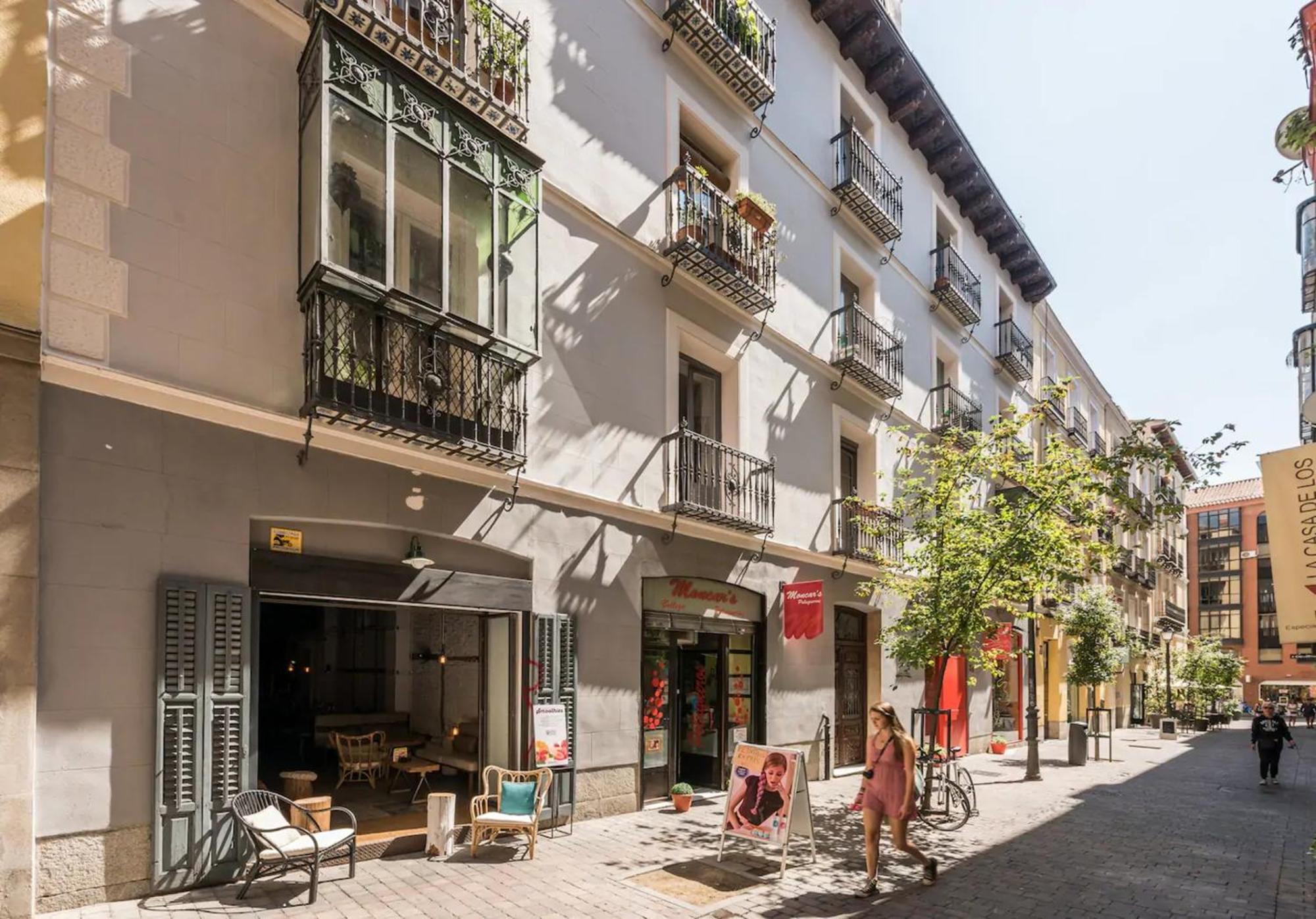 60 M² + Ac Apartment Madrid