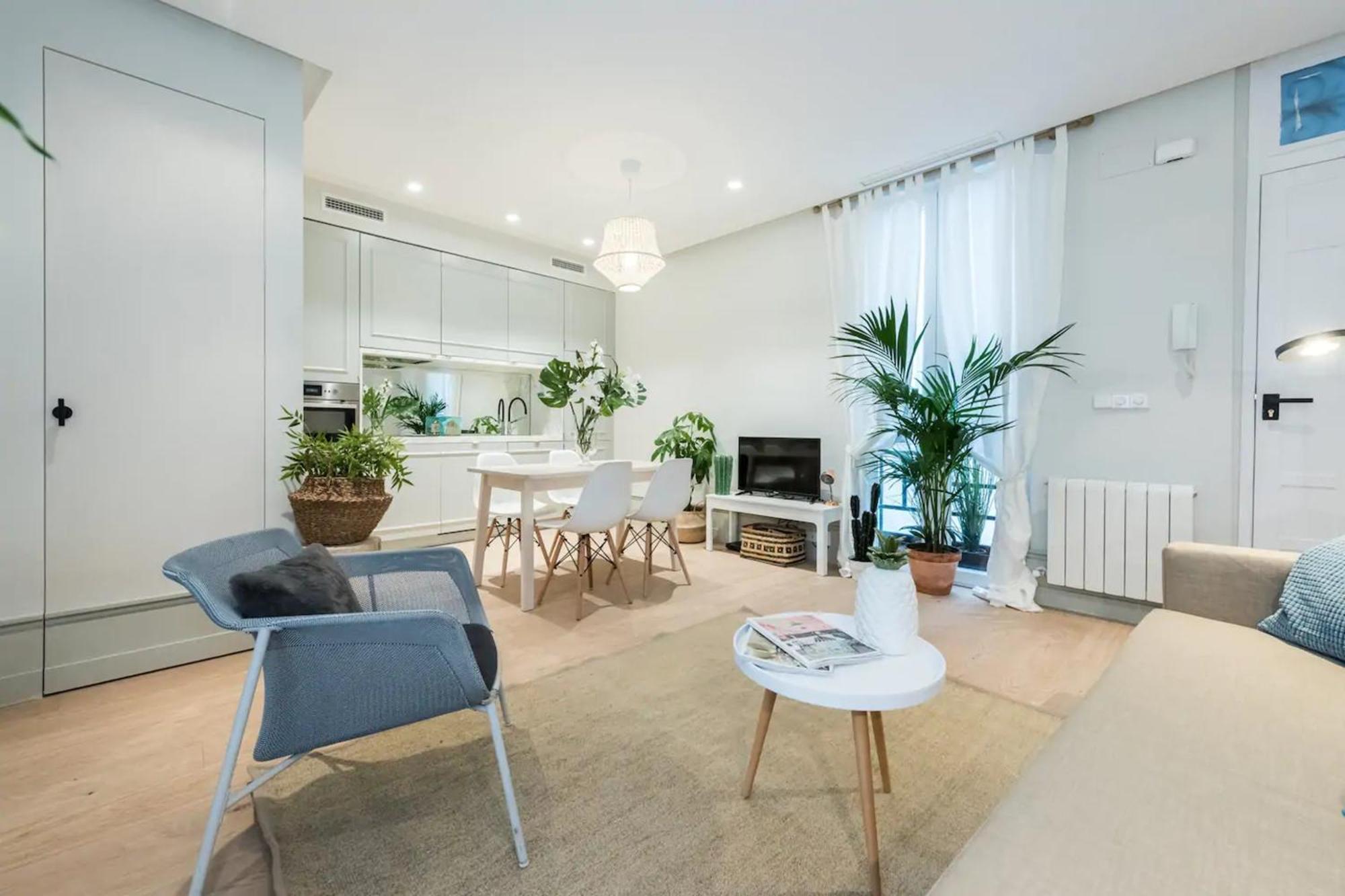 Apartment 60 M² + Ac